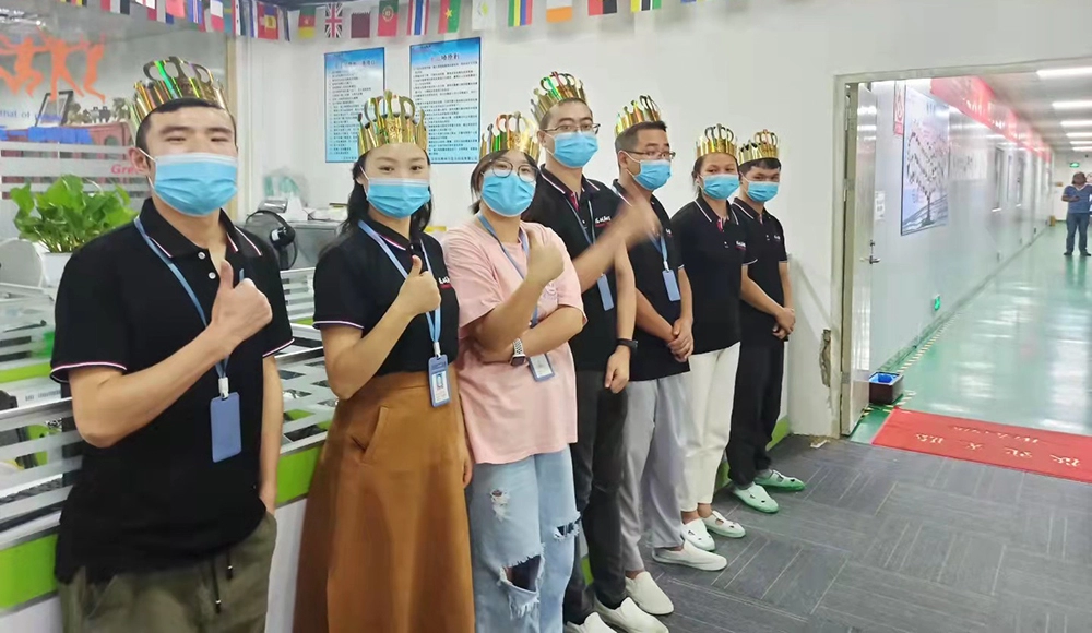 9月の社員誕生日祝賀会