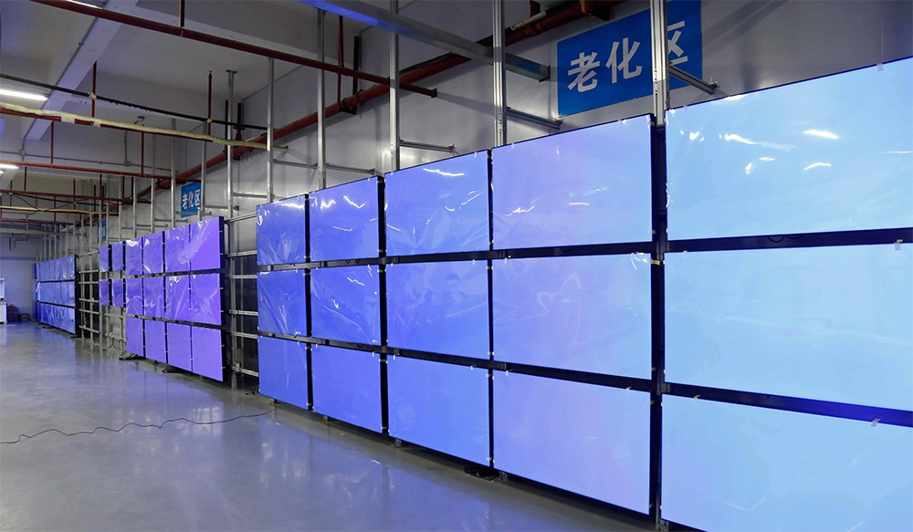 ディスプレイ画面とタッチスクリーンの違いは何ですか？