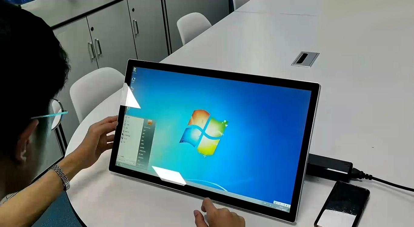 クローズドフレームタッチモニター（3A）