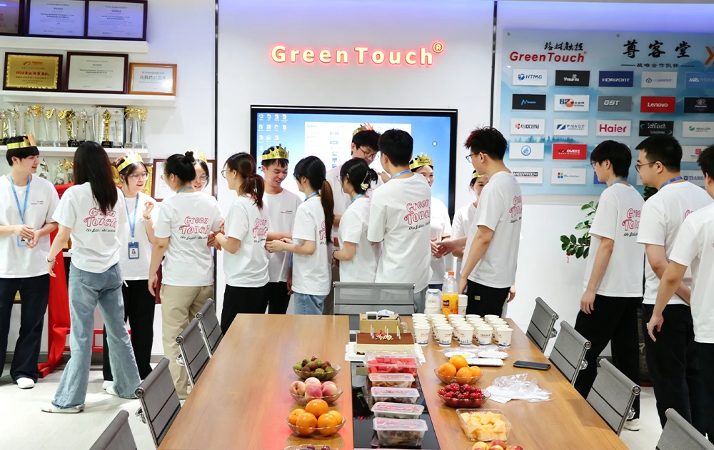 A Heartwarming Celebration! GreenTouch Holds a Joyful May Employee Birthday Party